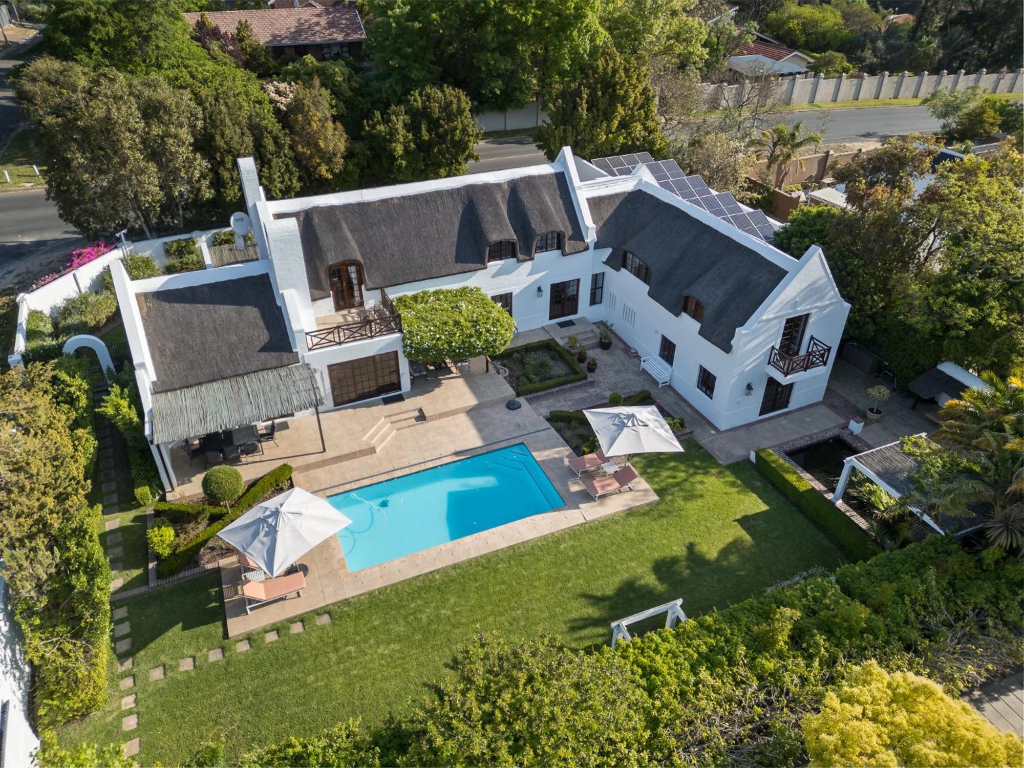 Die Rietdak - Reetdachhaus Mit Vier Schlafzimmern Kaapstad Buitenkant foto
