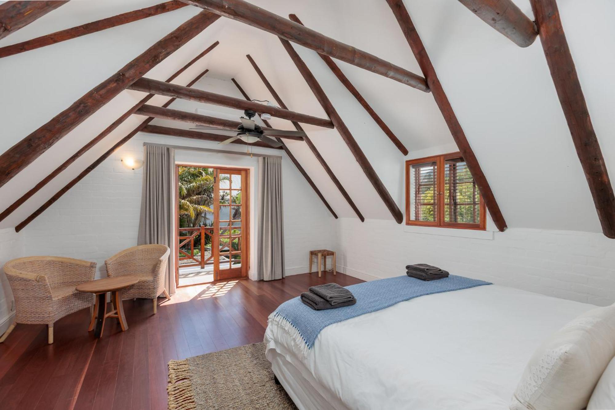 Die Rietdak - Reetdachhaus Mit Vier Schlafzimmern Kaapstad Buitenkant foto